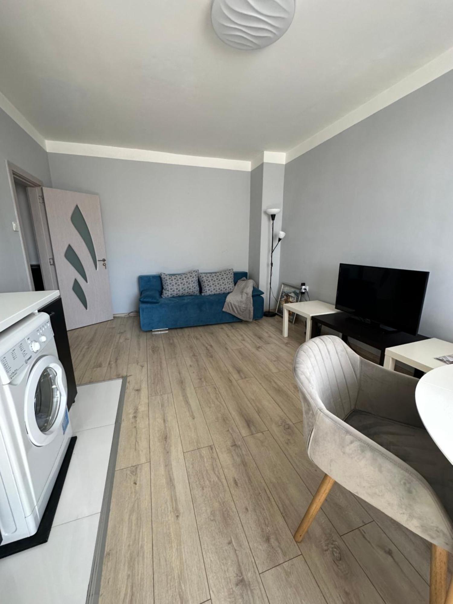 Appartamento Rose's , Mountain View, Self Check-in, Close To Metro, Park, Stores, Family-friendly